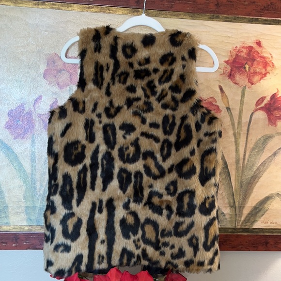 Romeo & Juliet Couture Leopard Print Faux Fur Black & Tan Vest Medium NWOT - Picture 5 of 10